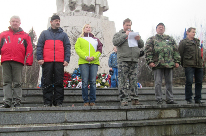 Vatra ku dňu víťazstva 2015